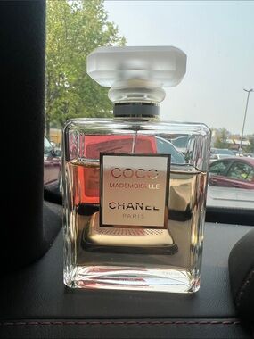 CHANEL Coco Mademoiselle Perfume - Frosted Cap, 3.4 FL OZ